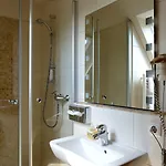 Meyers Hittfeld Hotel 3*