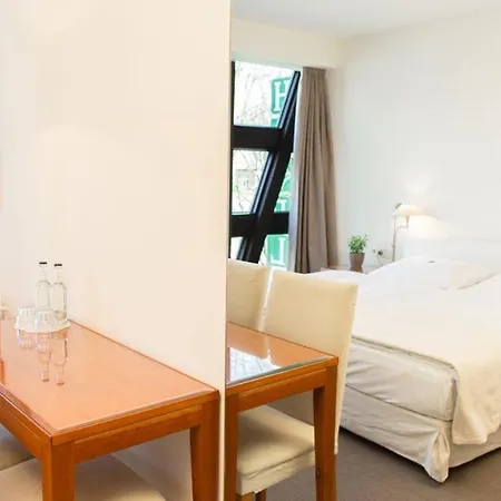 Meyers Hittfeld 3*